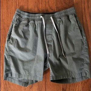 Lululemon Bowline Short size L